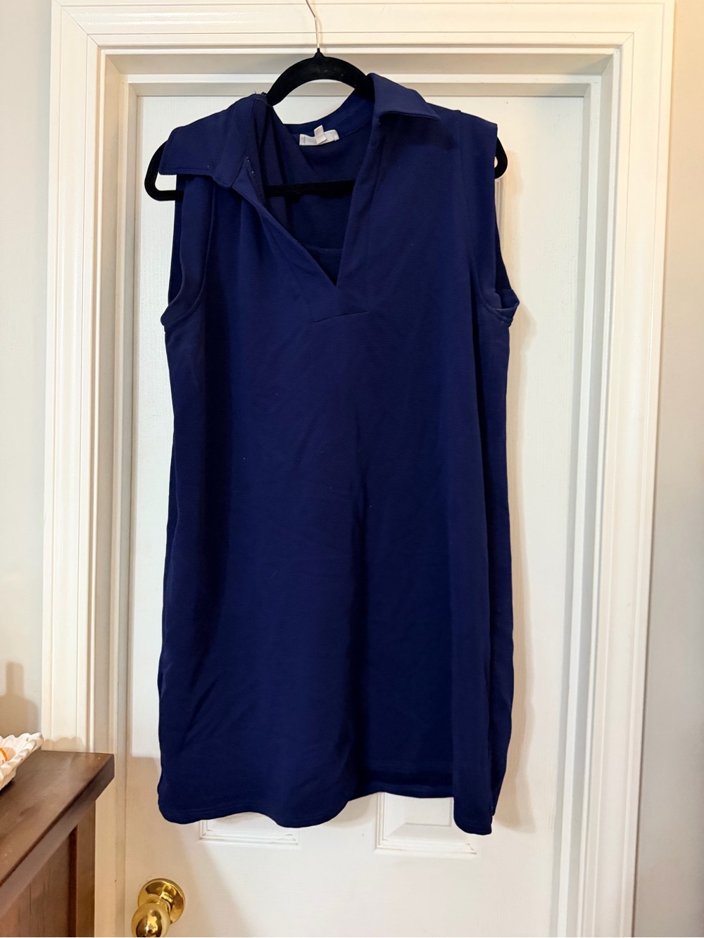 entro Sleeveless V-Neck Shift Tank Dress in Navy